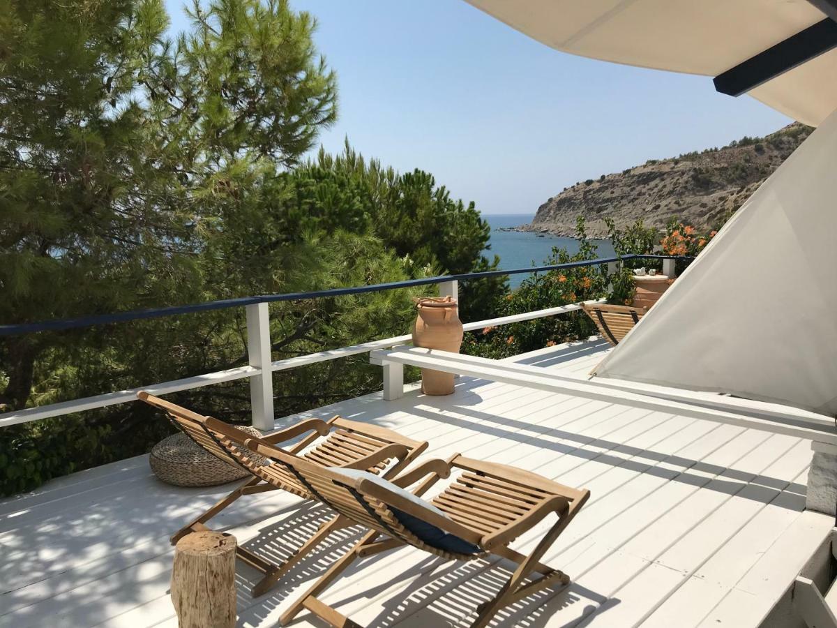 Big Blue Apartments Myrtos Екстериор снимка